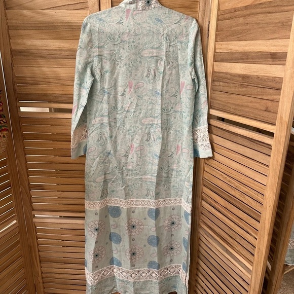 Temptation Pasitano Lace Details Kaftan Size XS - Picture 9 of 9